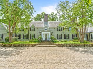 200 Cliff Rd, Wellesley, MA 02481