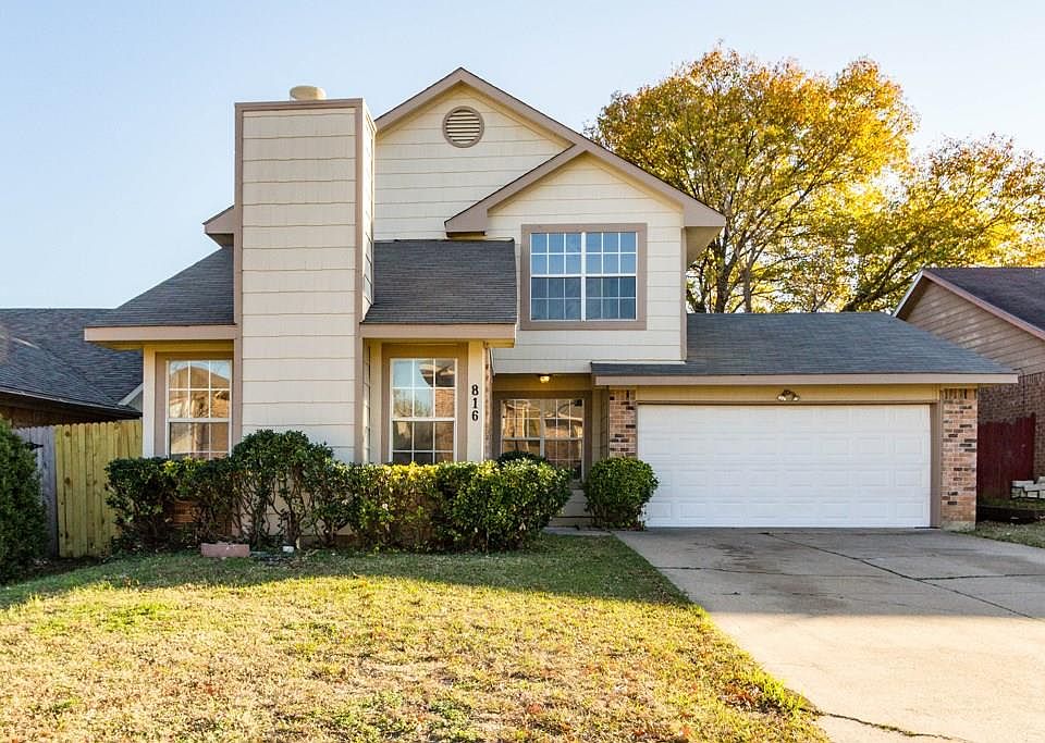 1st image of 816 Foxridge Dr