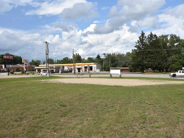 N2477 18th Ave, Wautoma, WI 54982