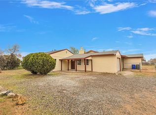 21917 Esaws Rd, Apple Valley, CA 92307