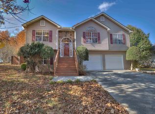 230 Hunters Xing SE, Calhoun, GA 30701