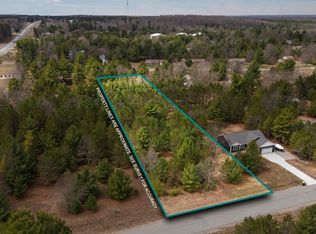 31 Old Cabin Dr #31, Interlochen, MI 49643
