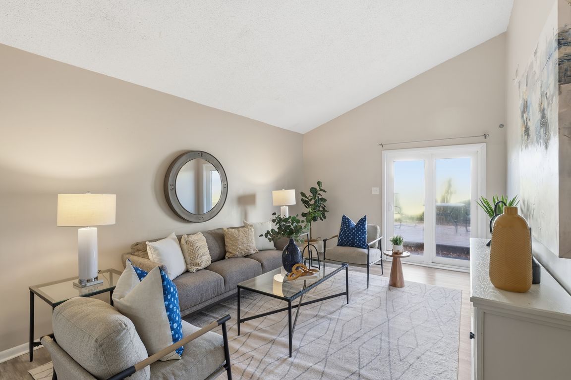 next background image