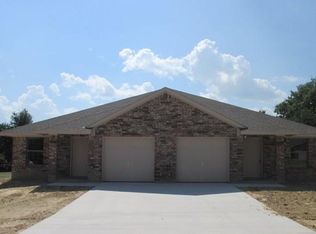 3216 Ellen Dr, Commerce, TX 75428