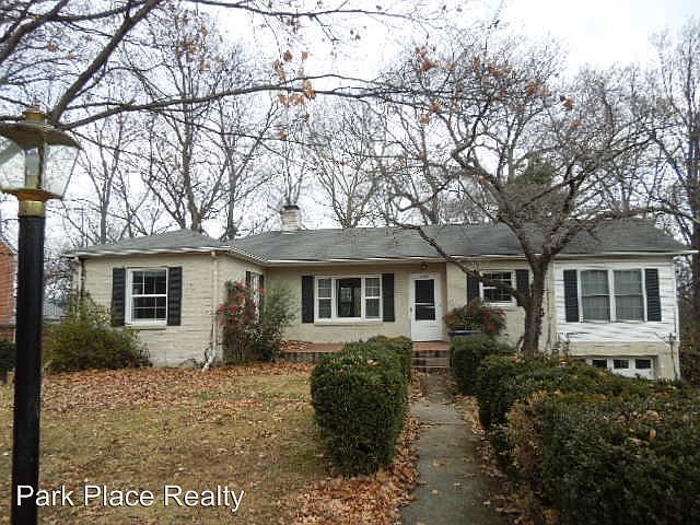 1st image of 2591 Creston Ave SW