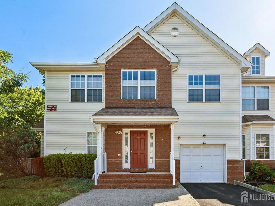 1st image of 67 Forest Dr