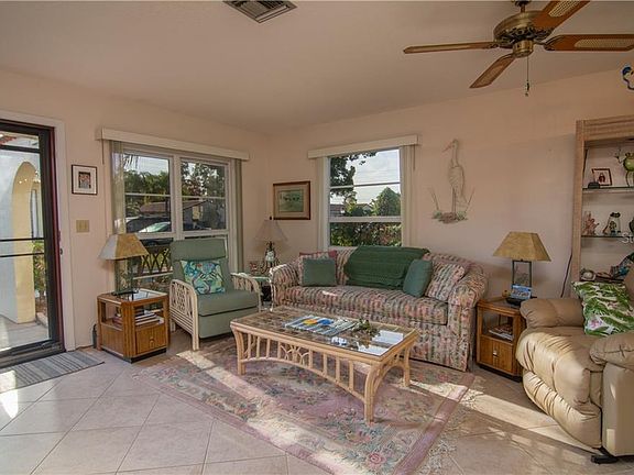 4th image of 2239 Pueblo Ln #V-33