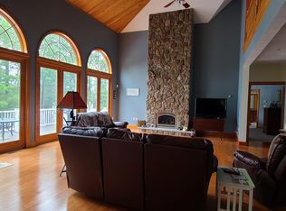 236 Pinewood Shrs, East Wakefield, NH 03830
