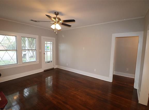 5th image of 2201 Avenue E