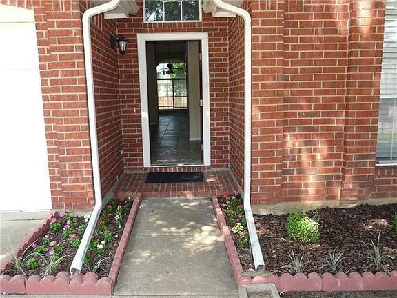2nd image of 2701 Westin Ln