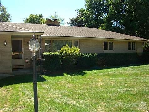 1st image of 884 Ansley Dr