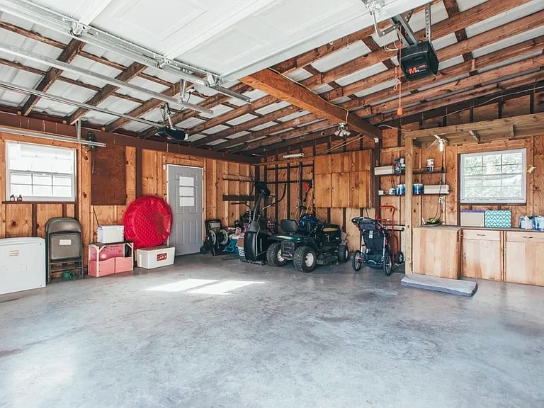 1200 Greenland Ave — Photo 19