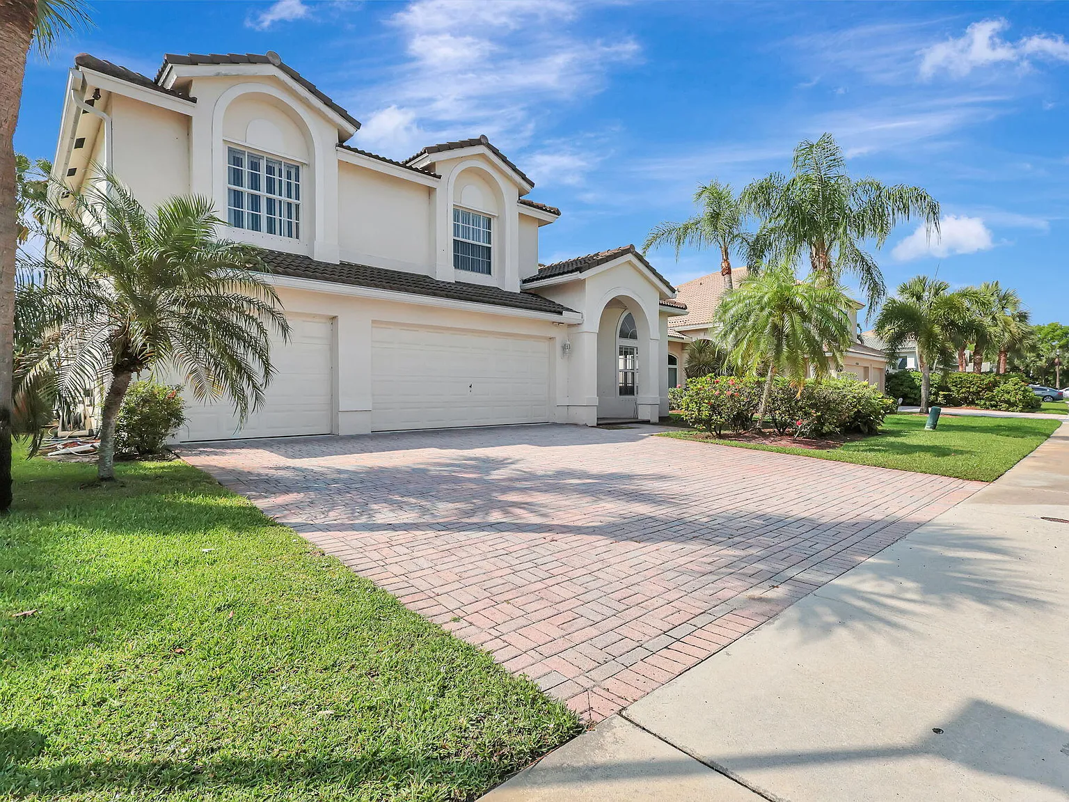 5 bed, 3.0 bath, 2608 sqft, $5,500 — Photo 3