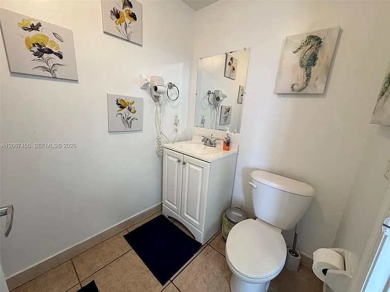 4840 NW 7th St #0 — Photo 15