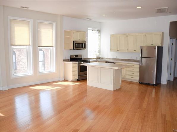 141 Main St #3A