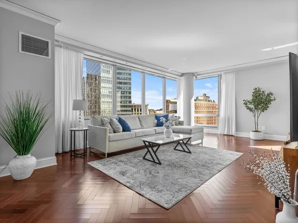 1 Charles St S Unit 1506, Boston, MA 02116