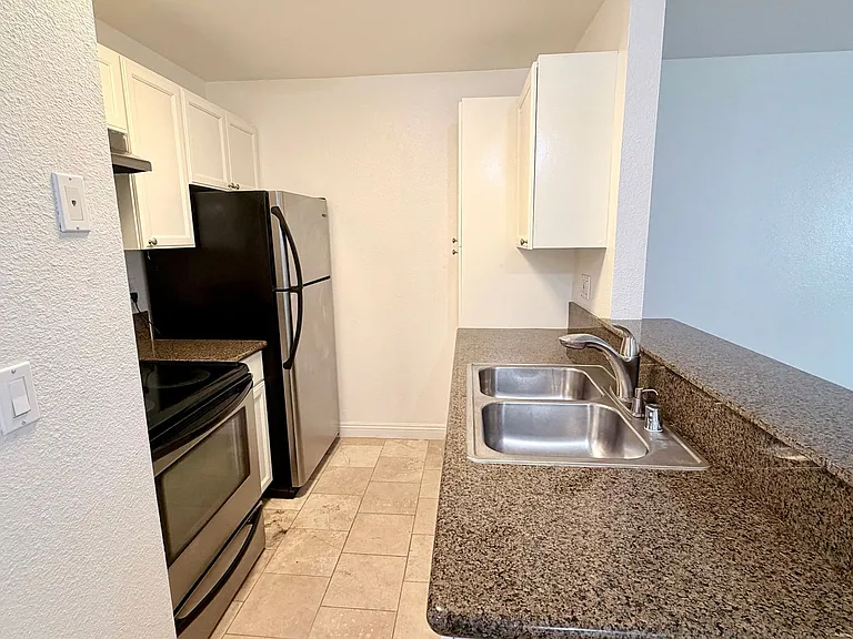 4440 Cherokee Ave #3 — Photo 9