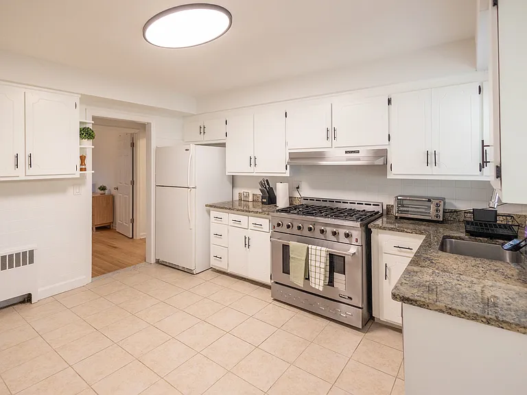 80 Kirk St #1 — Photo 13