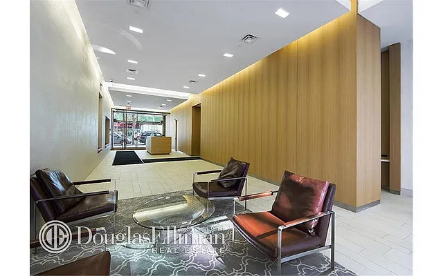 Rented by Douglas Elliman | media 23