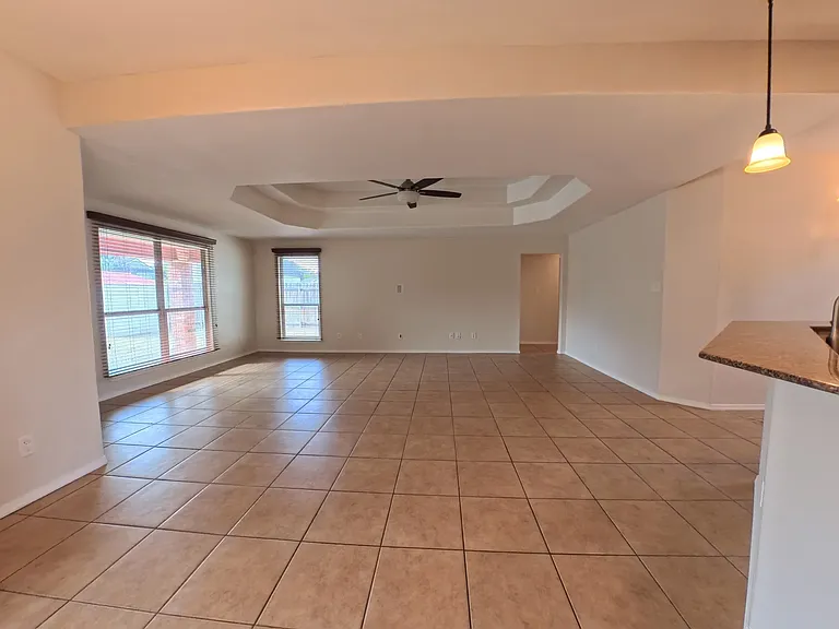 14 Burnham Dr — Photo 14