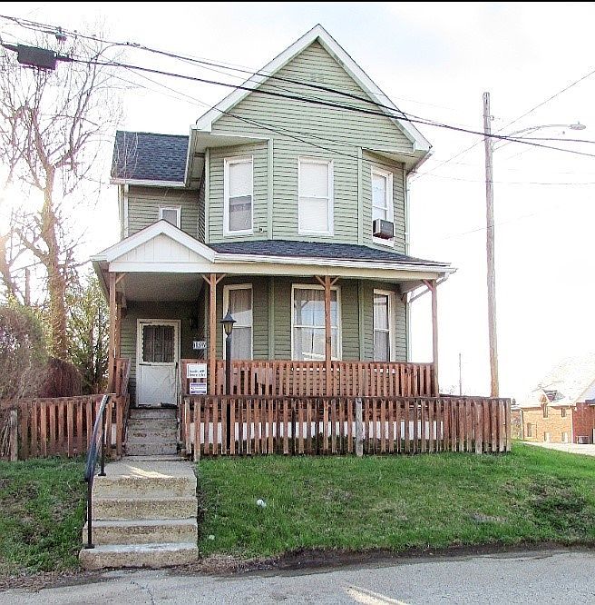 1st image of 1706 Abraham St