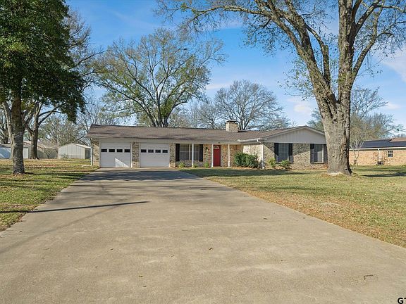 2nd image of 216 Helen Dr