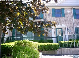 411 Laurel Brook Rd, Montvale, NJ 07645