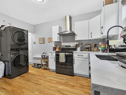 44 William St Photo 1