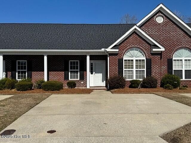 1st image of 150 Oak Towne Dr Unit F2