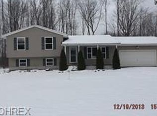 13595 Leroy Center Rd, Painesville, OH 44077