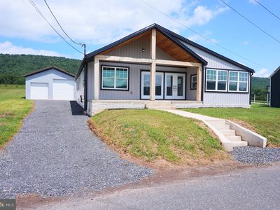 270 W Mountain Rd, Hegins, PA, 17938