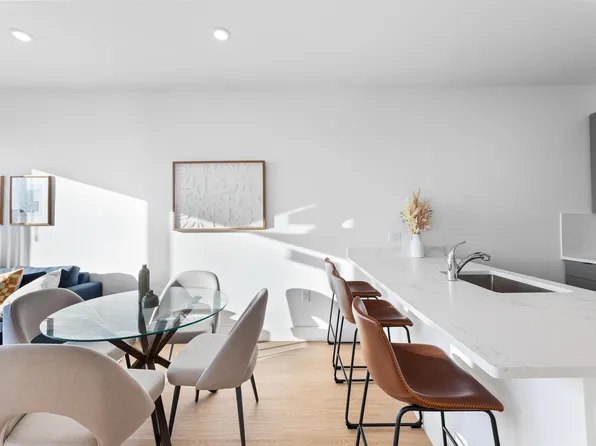 30 3 Vroom Street image 7 of 16