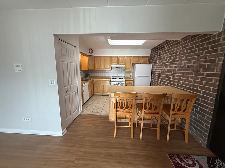 248 E Bailey Rd #1E — Photo 4