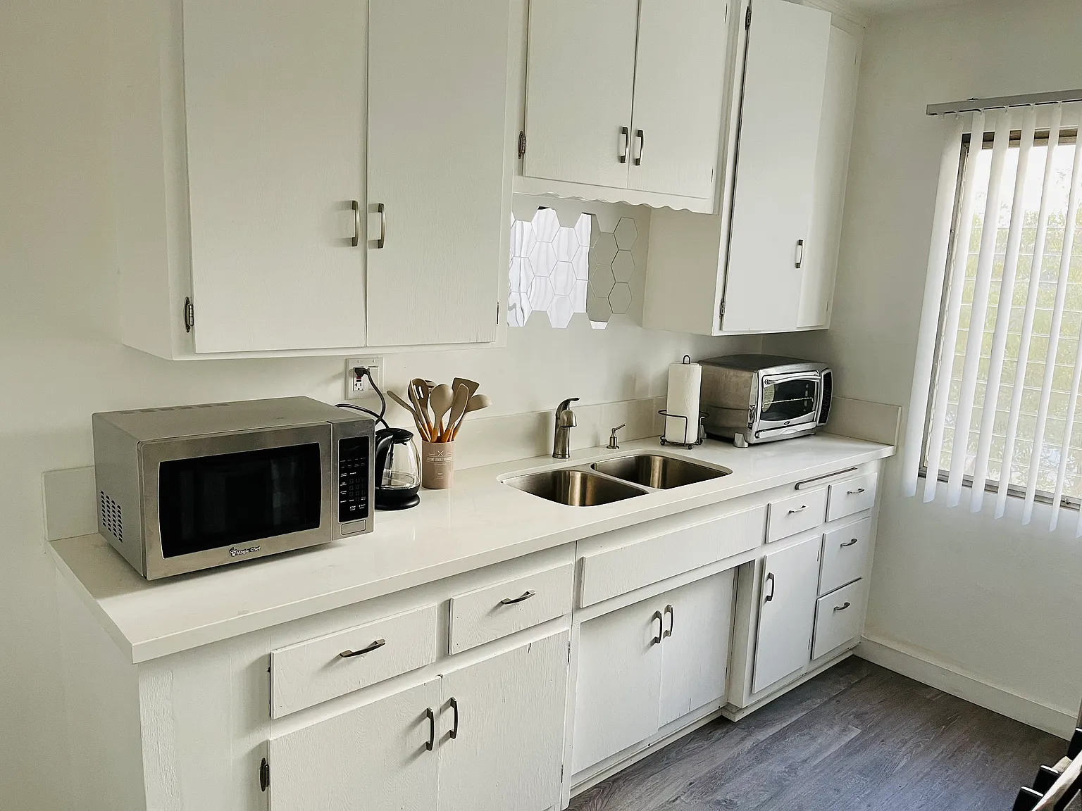 1 bed, 700 sqft, $2,350 — Photo 4