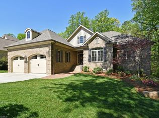 4435 Rosebriar Square Dr, Winston Salem, NC 27106