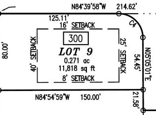 300 White Pines Dr, Bellefontaine, OH 43311