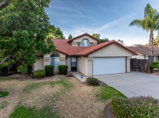 1738 E Deyoung Dr, Fresno, CA