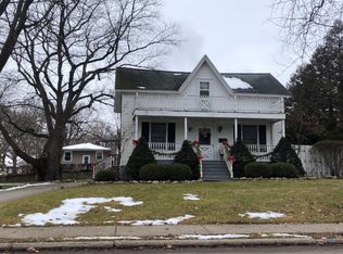 245 Graham Rd NW, Grand Rapids, MI 49504