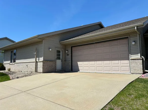 700 Constitution Ln, Deforest, WI 53532