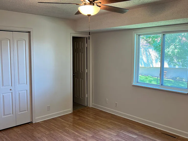 3514 Glory Cir — Photo 22