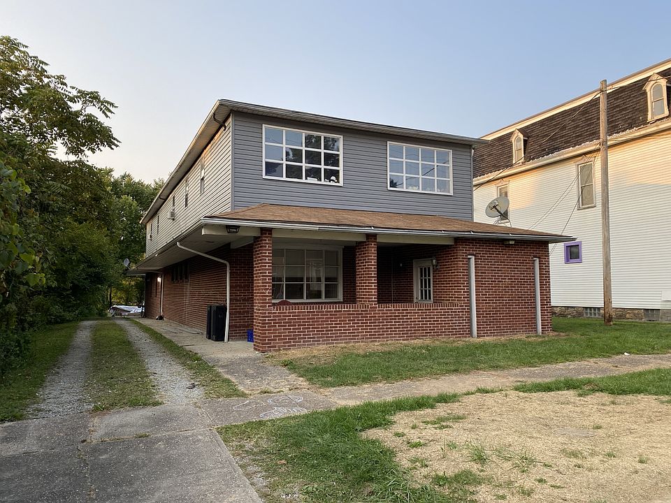 1st image of 413 W Main St #11573702