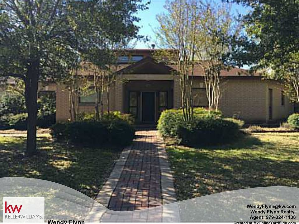 1308 Bayou Woods