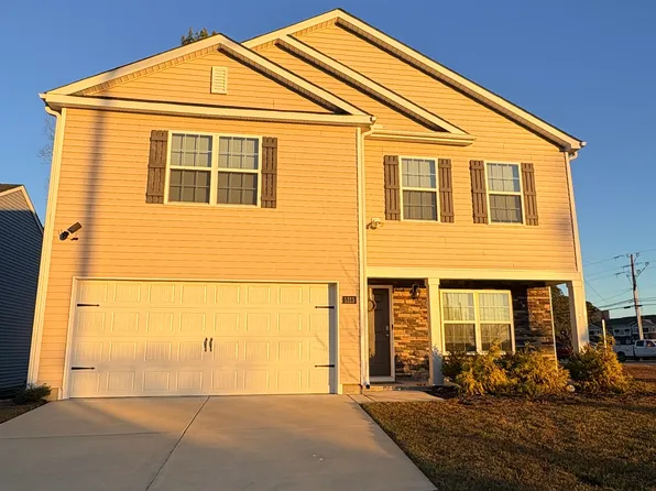 1313 Riverstone Dr, Greenville, NC 27858