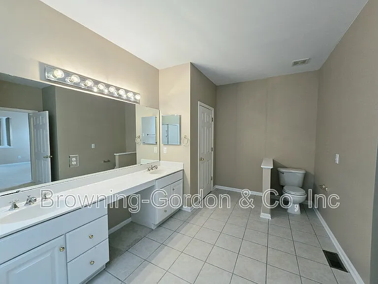 5108 Glencarron Dr — Photo 17