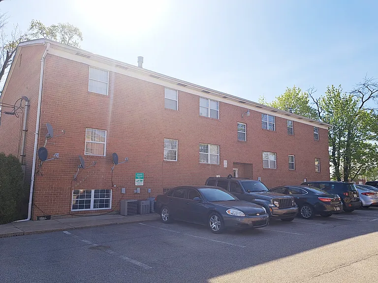 605 George St #107 — Photo 21