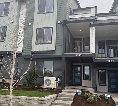 3rd image of 14346 1st Ave NE #E
