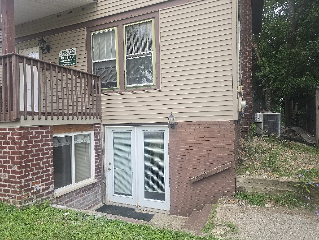 2 bed, 2000 sqft, $945 — Photo 2