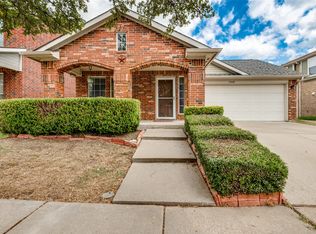 2668 Basswood Dr, Grand Prairie, TX 75052