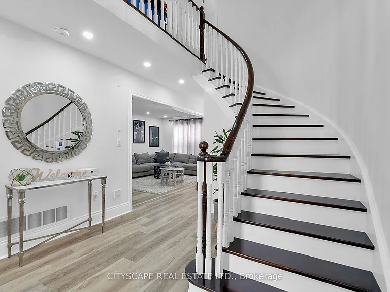 6421 Donway Dr — Photo 21