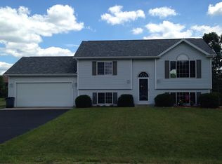 3600 Karrington Pl, Plover, WI 54467